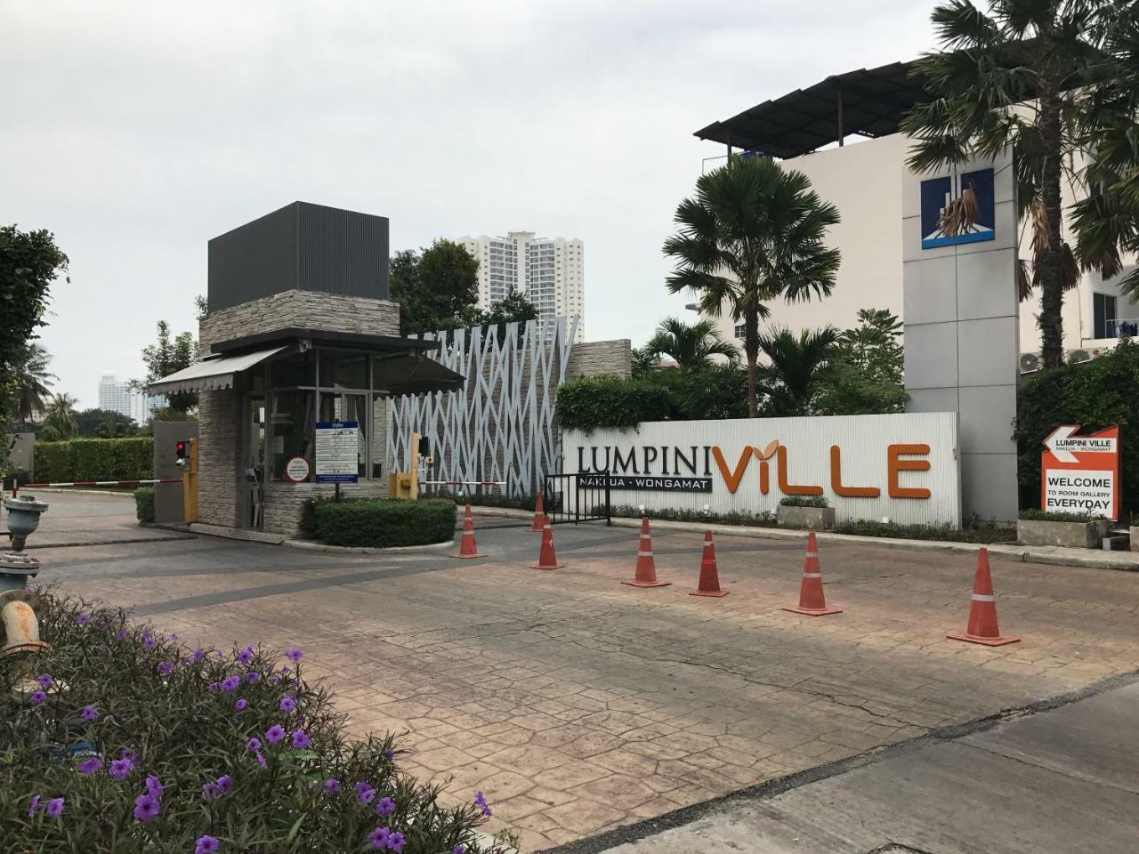 Lumpini Ville Naklua Condo Pattaya Zewnętrze zdjęcie